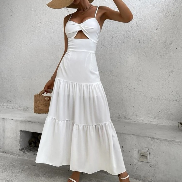 Boho white cutout cami maxi dress - Picture 5 of 5